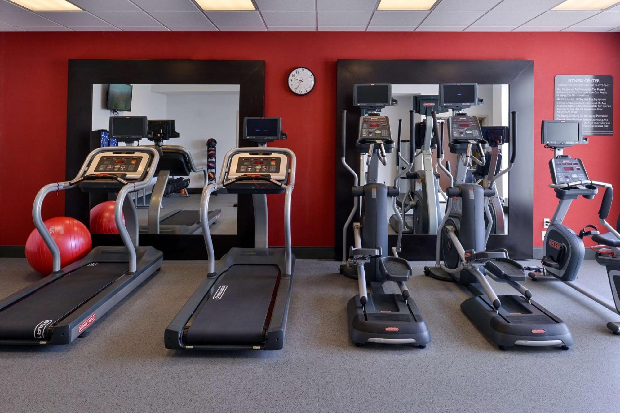 Hilton Garden Inn Hobbs Bagian luar foto