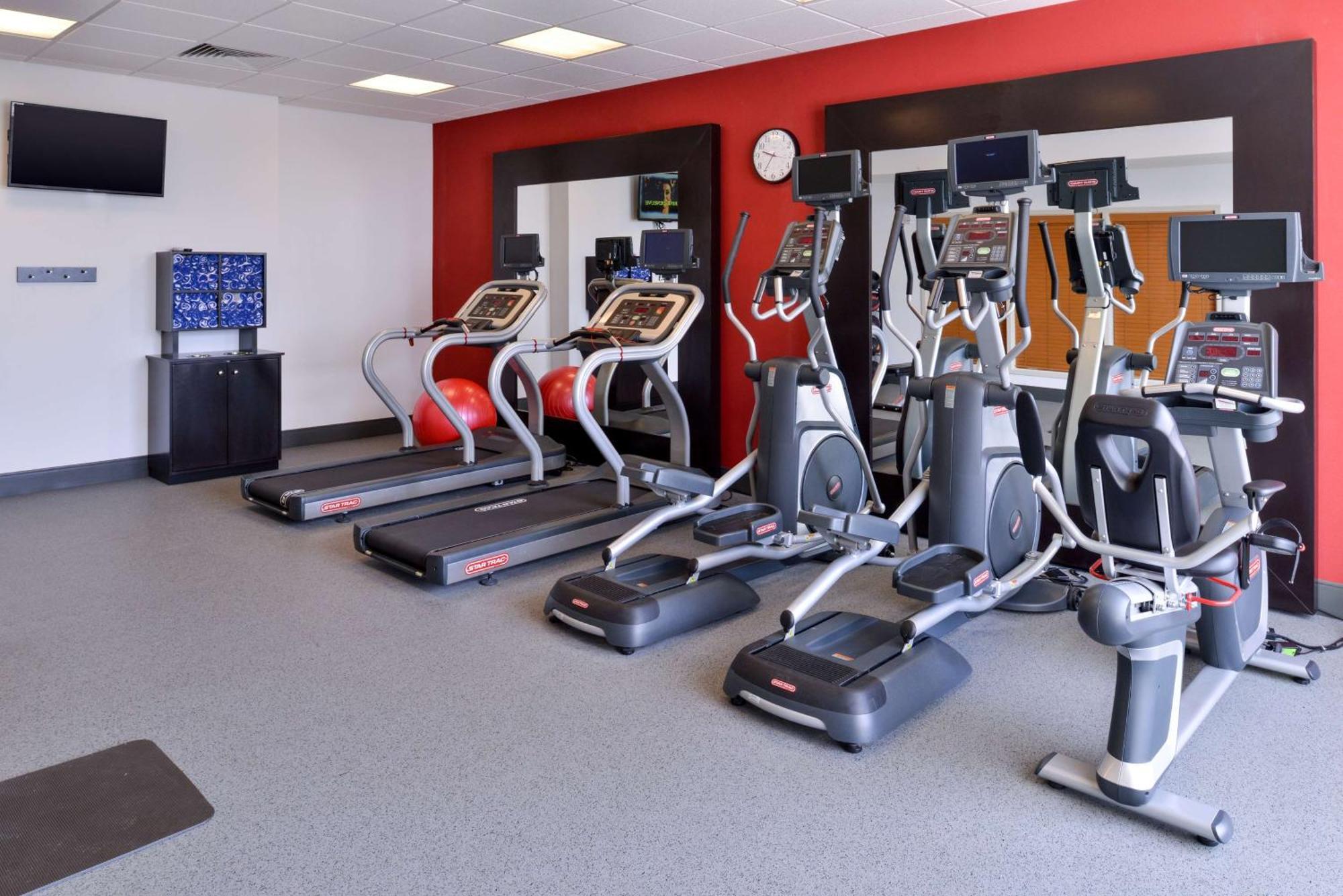 Hilton Garden Inn Hobbs Bagian luar foto